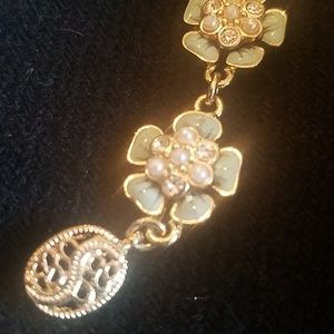Vintage enameled flower bracelet